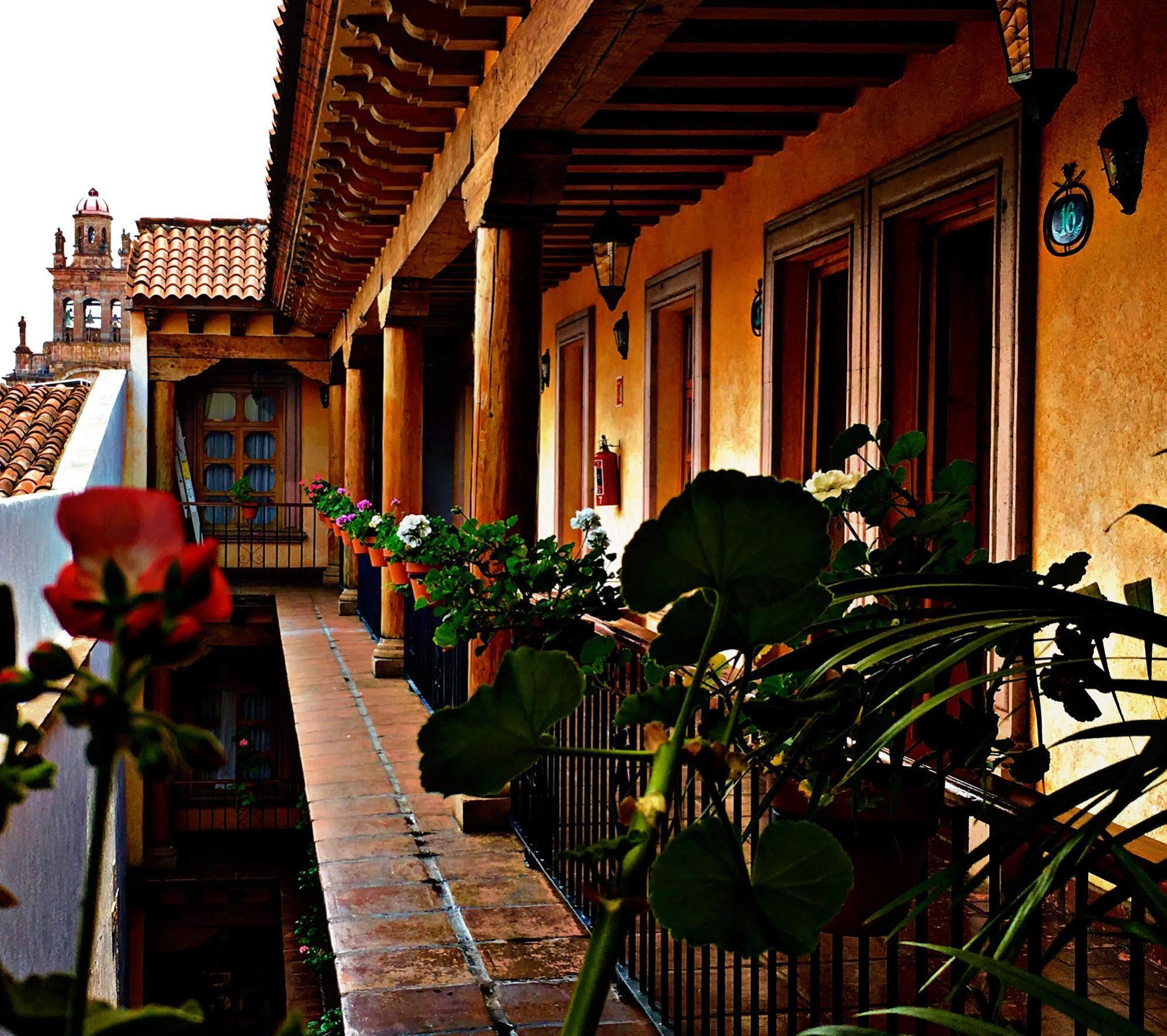 Hotel Refugio Del Angel Pátzcuaro Exteriör bild