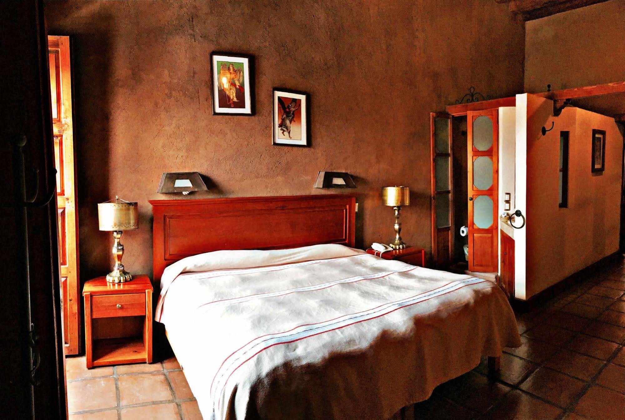Hotel Refugio Del Angel Pátzcuaro Exteriör bild